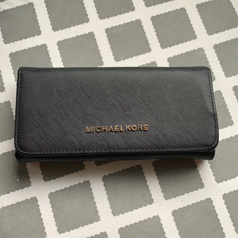 Michael Kors wallet